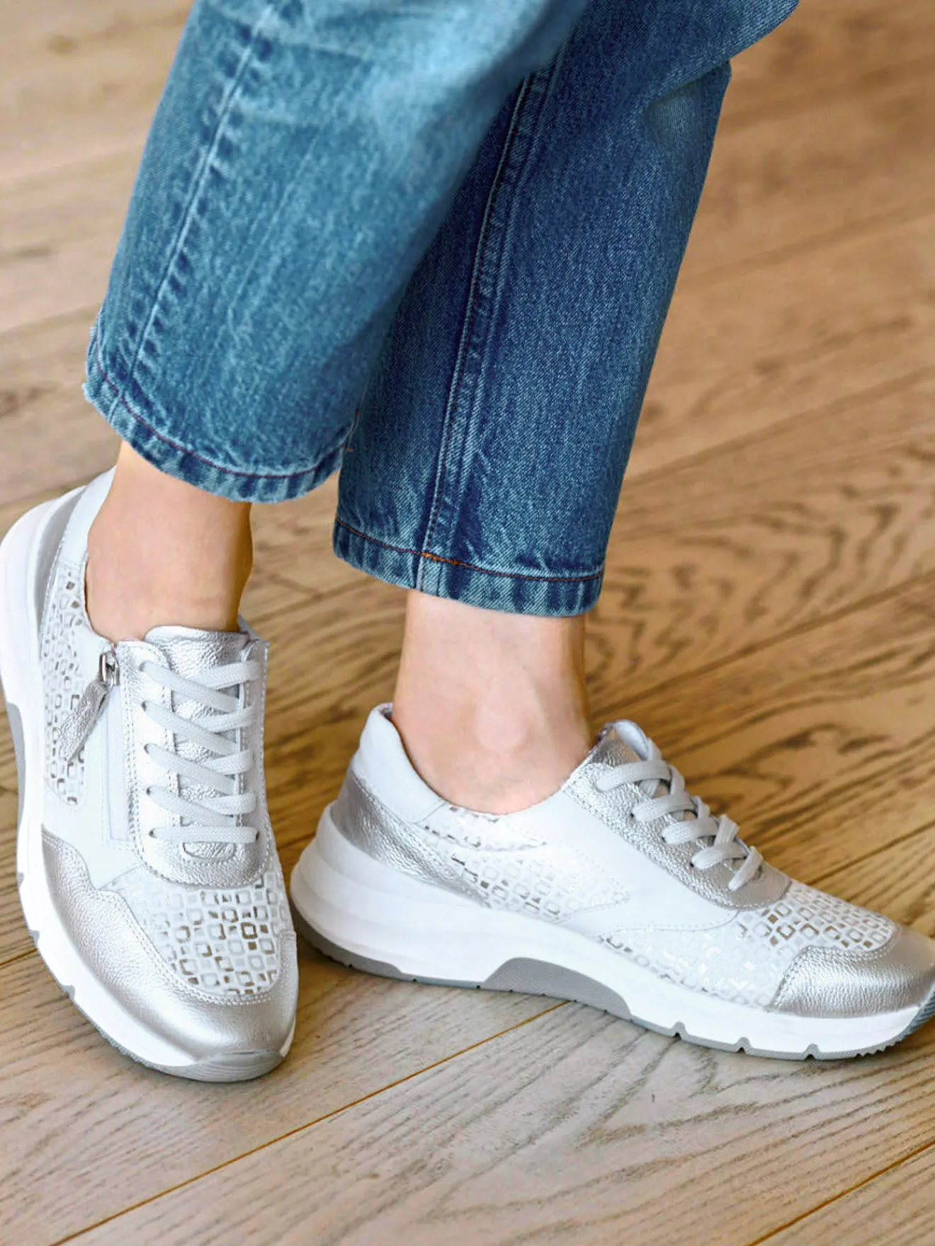 Online Baskets cuir et textile Femme Baskets, Derbies