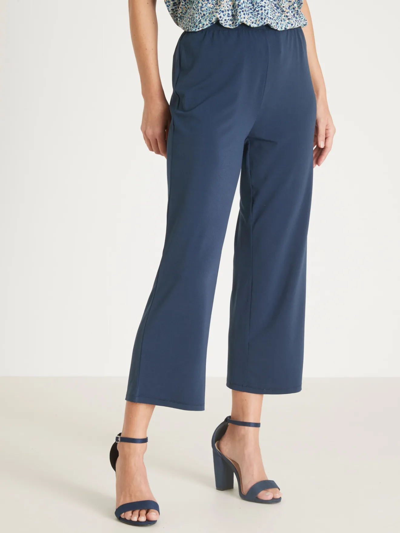 Outlet Pantacourt élastiqué en maille Femme Pantacourt|Pantalon
