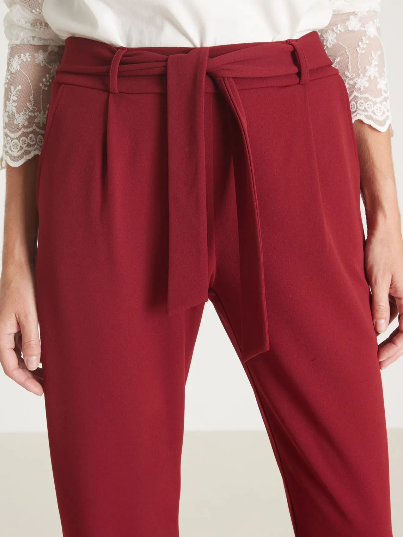 Sale Pantalon élastiqué en maille Femme Pantalon