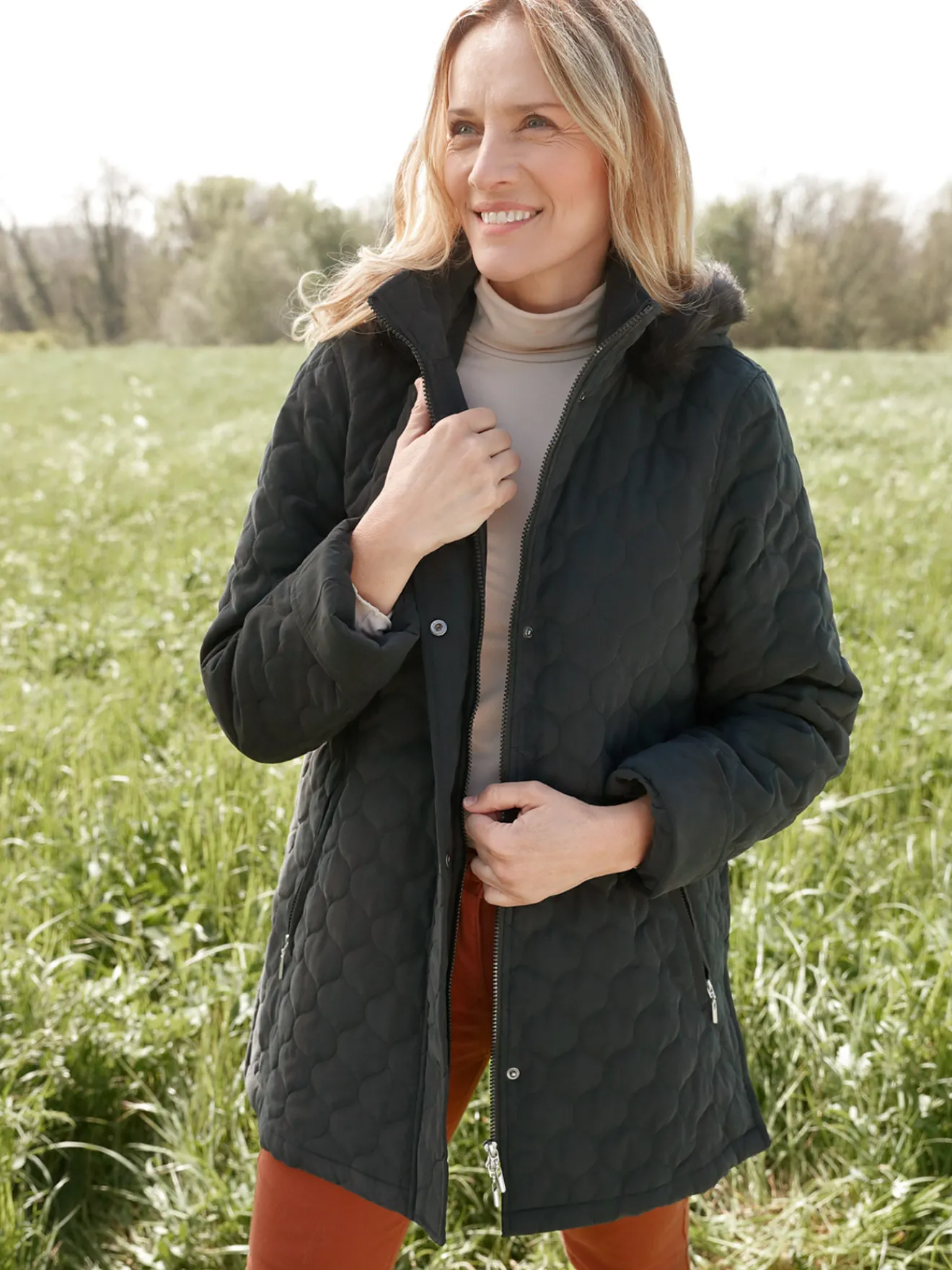 Outlet Parka matelassée courte en microfibre Femme Manteau, Parka