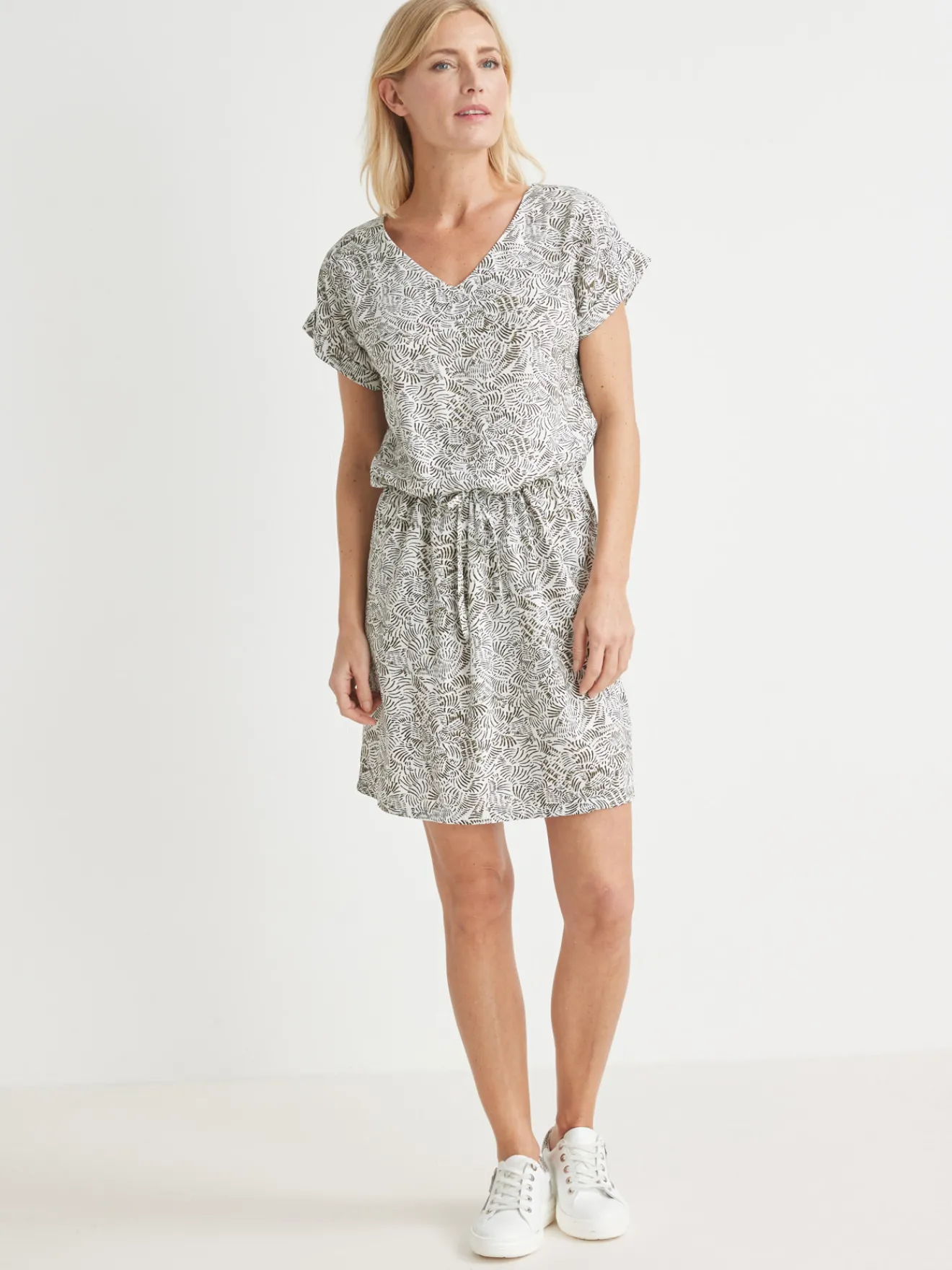 Outlet Robe 3 trous tissu fluide Femme Robe