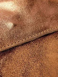 Sale Sac pochette en cuir à bandoulière Femme Accessoires Et Bijoux