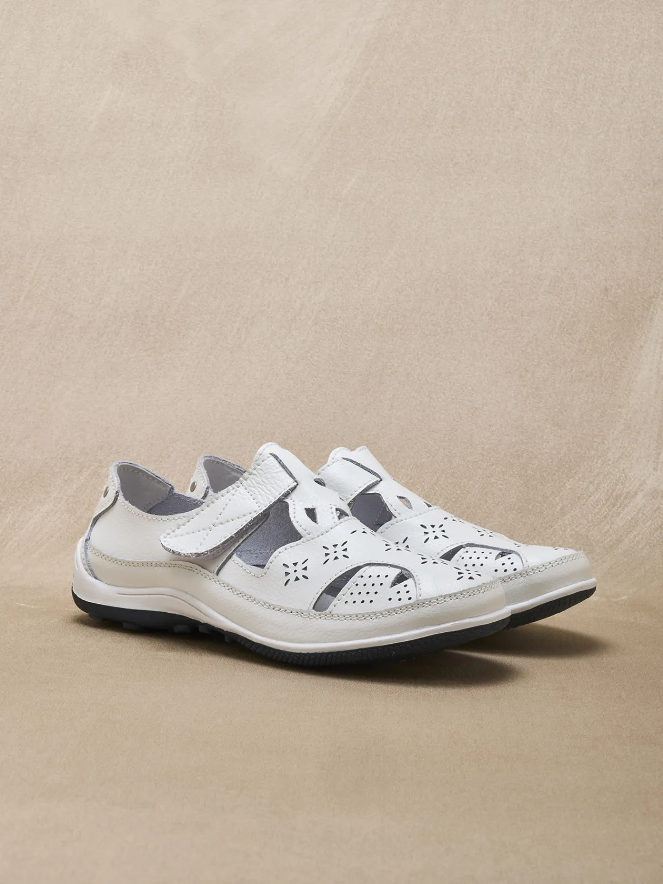 Clearance Salomés ajourés à scratch Femme Salomés