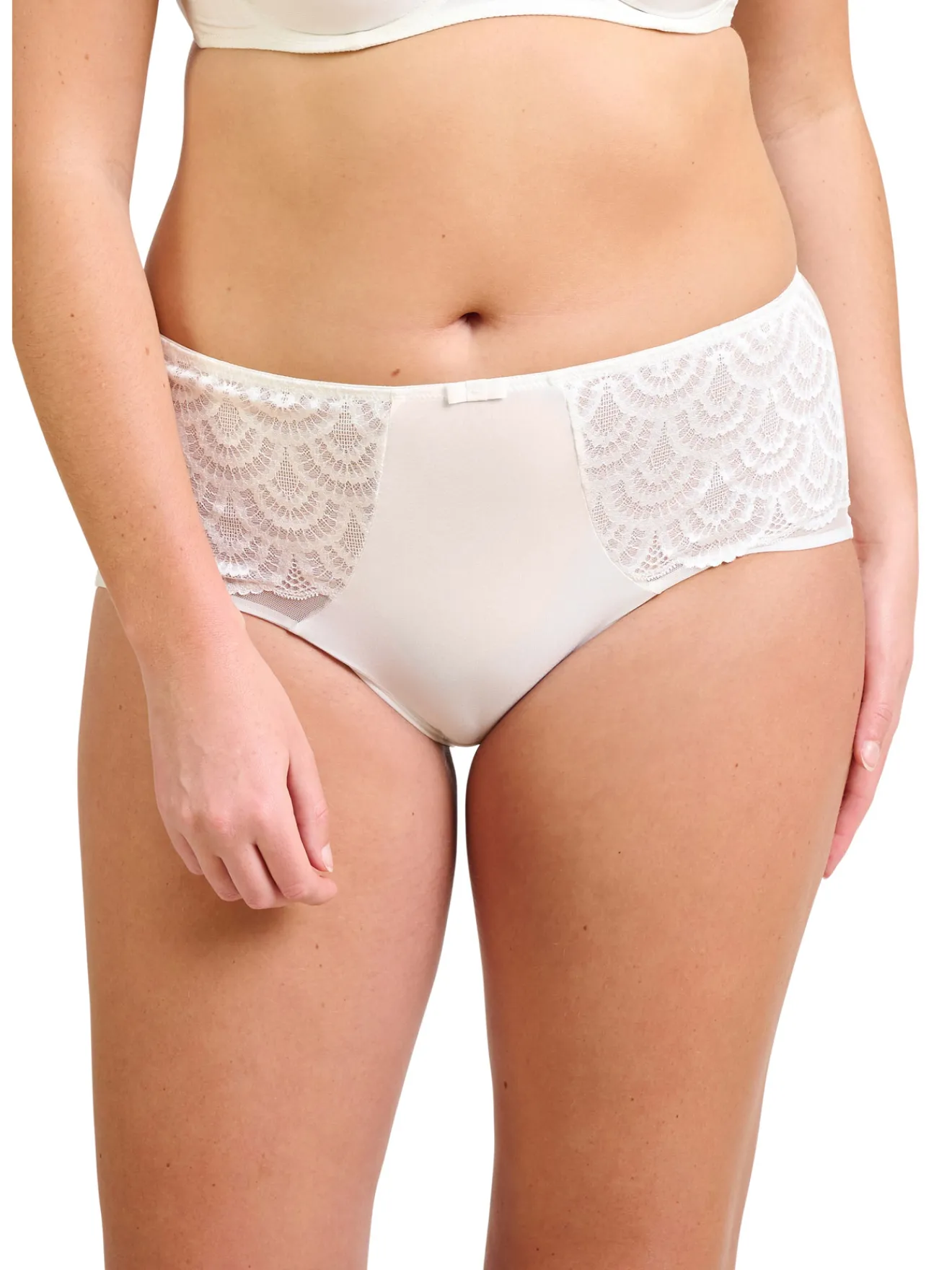 Sale Shorty taille médium So Feminine Culotte, Slip, Shorty