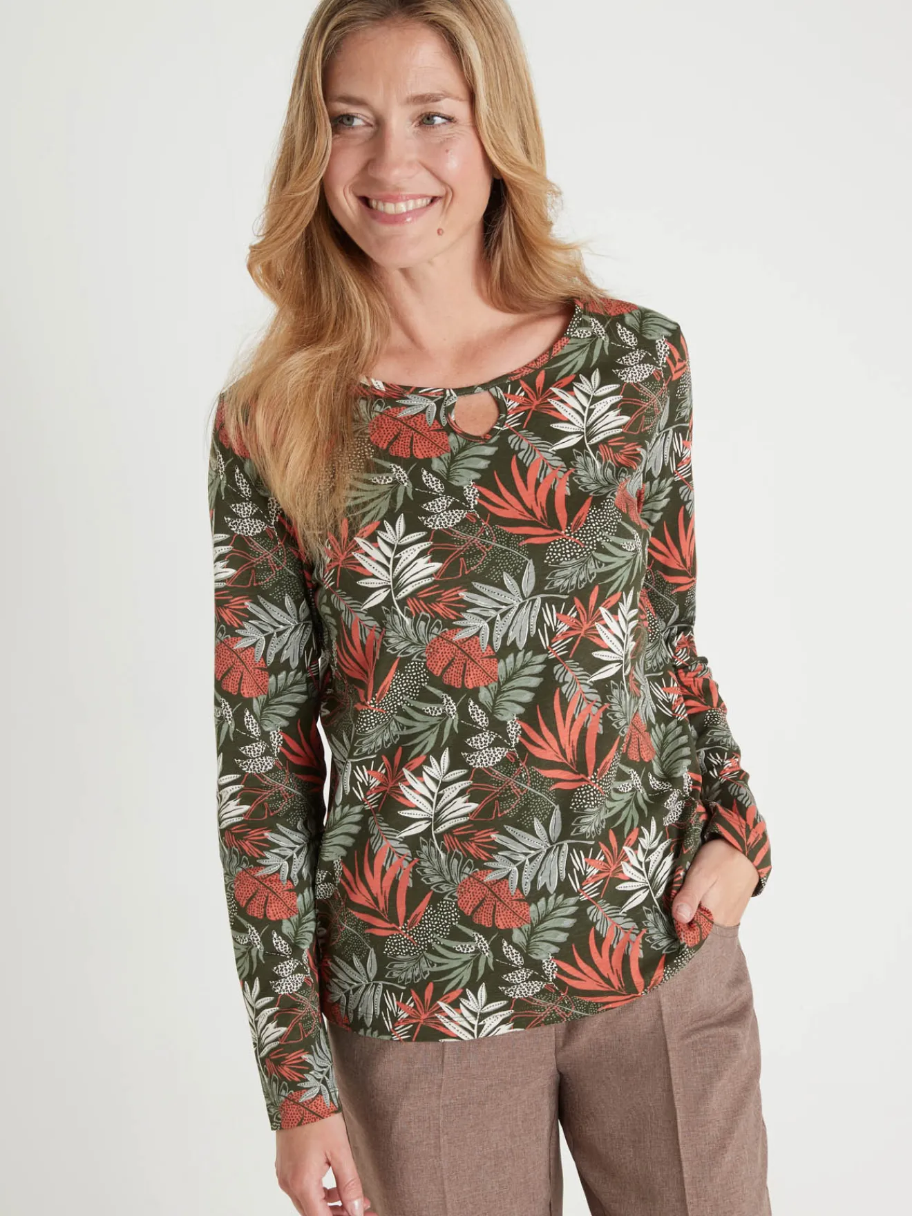 Clearance Tee-shirt encolure fantaisie Femme T-Shirt