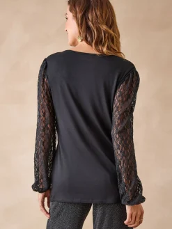 Hot Tee-shirt fantaisie avec dentelle Femme T-Shirt