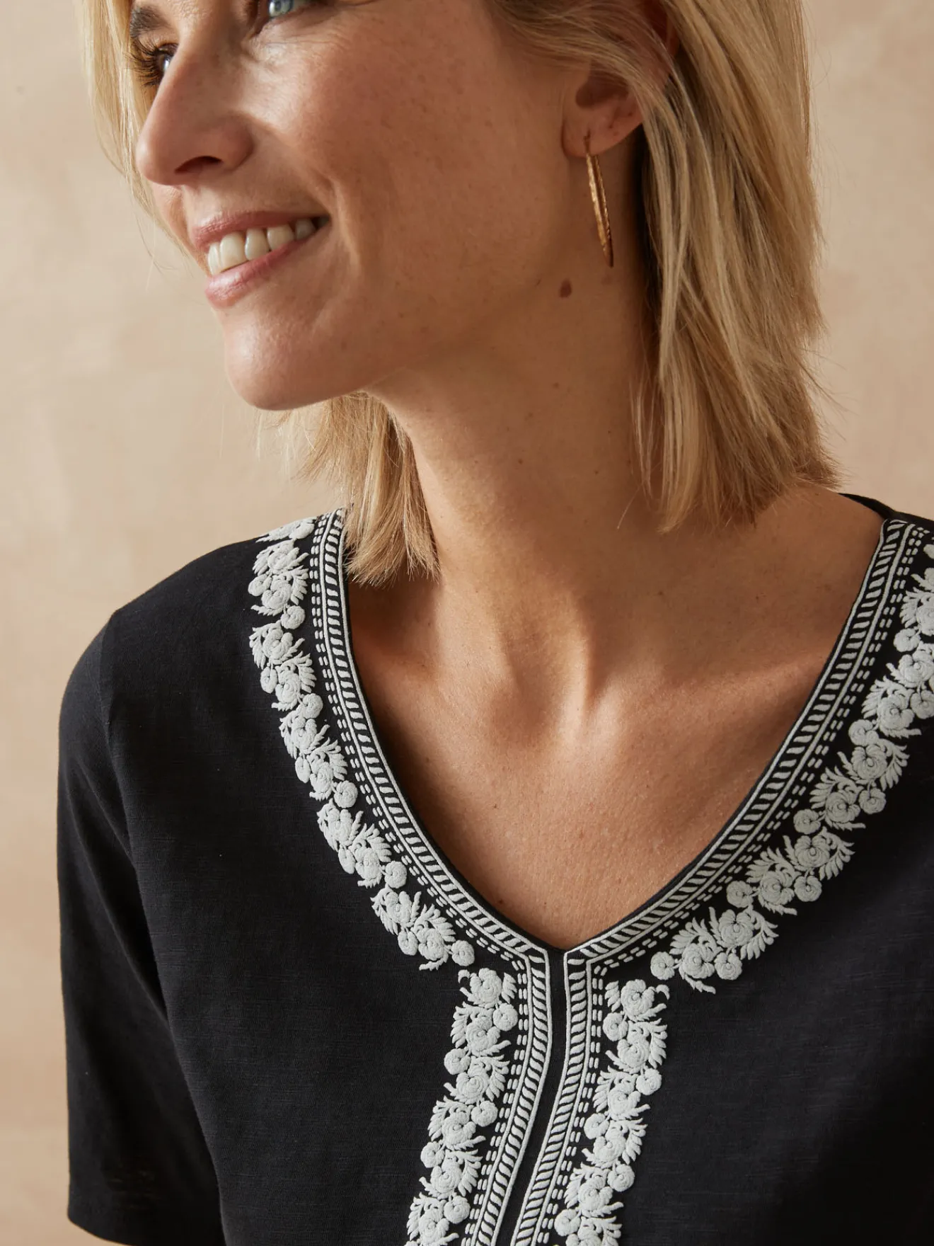 Outlet Tee-shirt manches courtes Femme T-Shirt