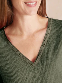 Tee-shirt V galon fantaisie Femme T-Shirt